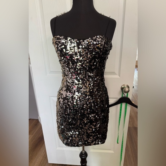 As U Wish Dress Sequins Medium Prom Sparkle Strapless Black Silver Mini Bodycon - Picture 1 of 6